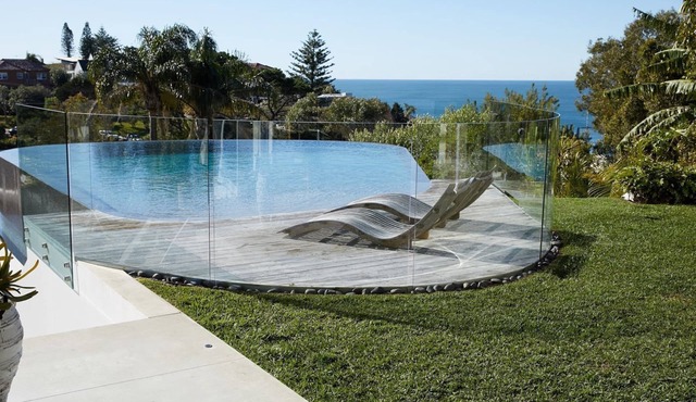 Bungan Beach House-an insideoutside holiday home