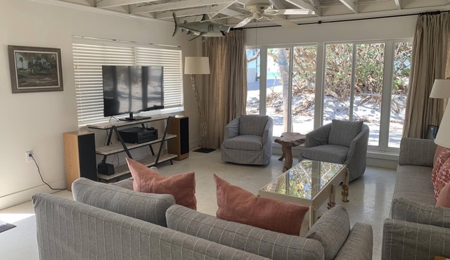 Bunk Up by the Beach – 3BR Just Steps to Beach