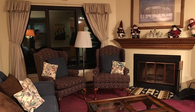 Bunny Bungalow In Silver Creek Lodge - 2BR, WiFi, Cable, Ski In/Out, Weekly Rate