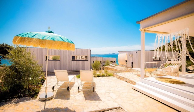 BUQEZ ECO RESORT - Villa 12 - direct at sea
