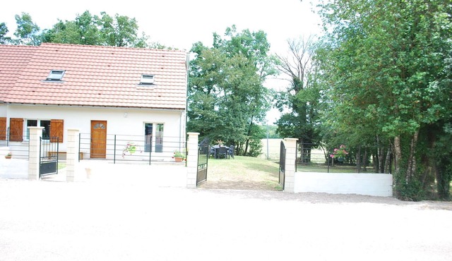 BURGUNDY GITE SLEEPS 10 5 BEDROOMS