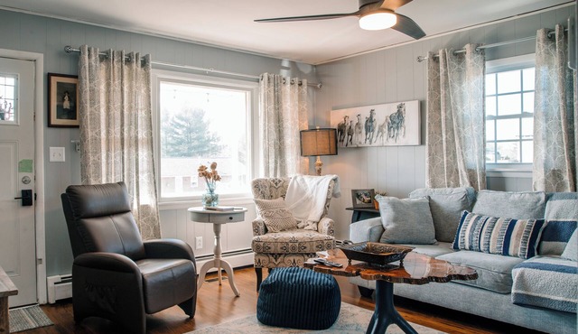 'Burg Bungalow in the ❤ of Lewisburg behind WVSOM