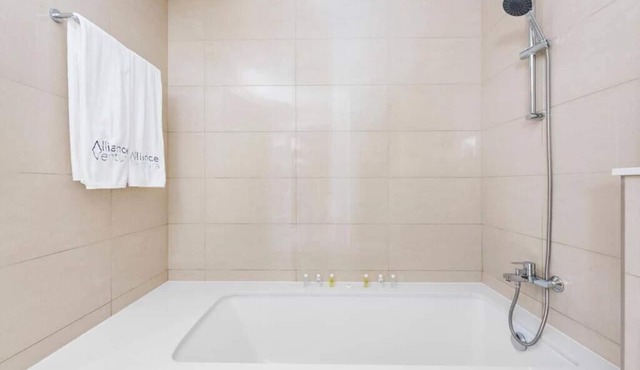 Burj Royale 3 Bed Apartment with Amazing Burj Khalia View