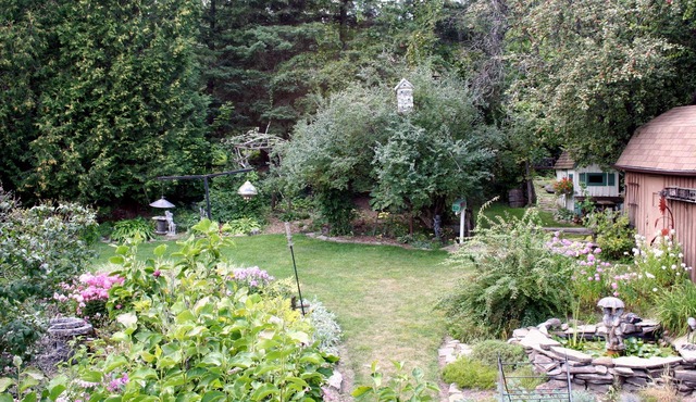 Burleys Gardens and Suite