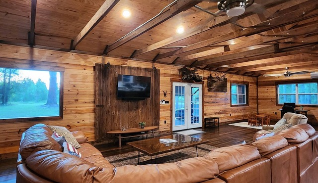 Burnt Pine Ranch- Springs Retreat