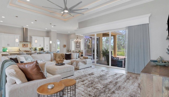 Burnt Store Isles Luxury Canal Retreat - Private Pool + Spa + Outdoor Kitchen