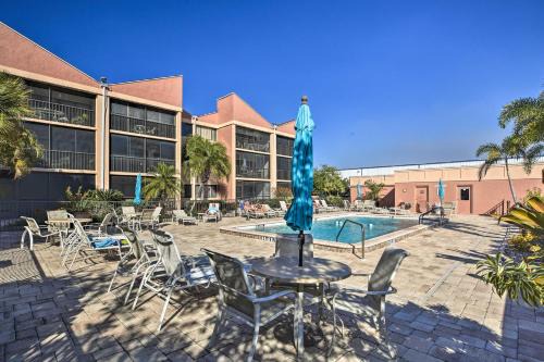 Burnt Store Marina Condo: Boat, Swim, Golf!