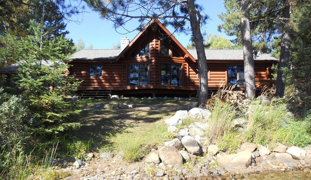 Burntside Lake-Home, Cabin & Sauna, Come & Enjoy The Serenity, Beauty & Wildlife