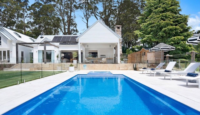 Burrawang House - luxurious, immaculately presented country retreat