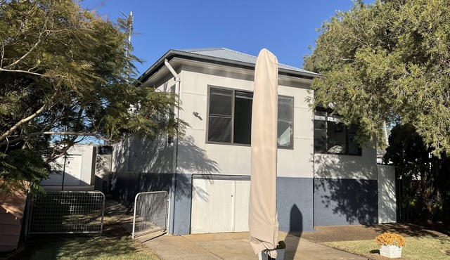 Burrill Lake Accomodation. Close to Channel