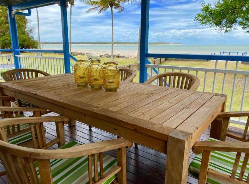 Burrum Beach House-Waterfront-Private Jetty-2BR