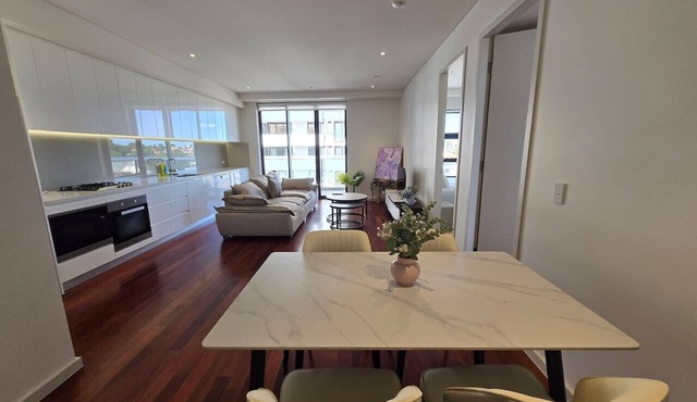 Burwood 2BR 007 APT close Olympic park&CBD