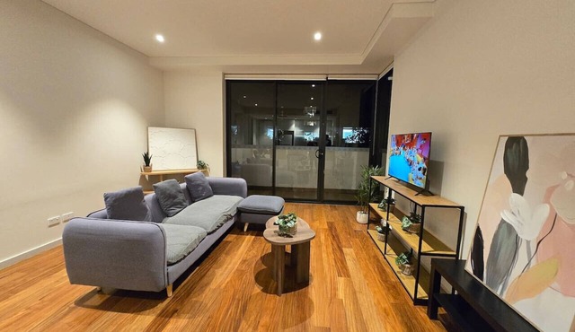 Burwood 2BR 031 APT close Olympic park & CBD