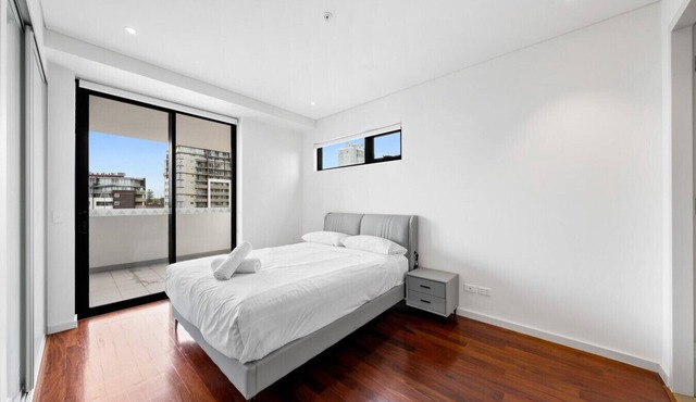 Burwood 2BR 072 APT close Olympic park&CBD