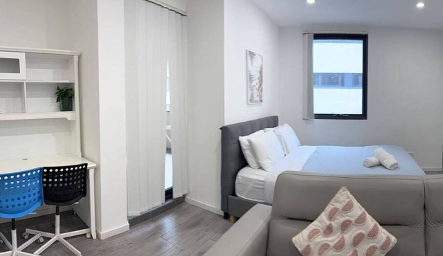 Burwood Studio 1Br Near Train Station/Shopping