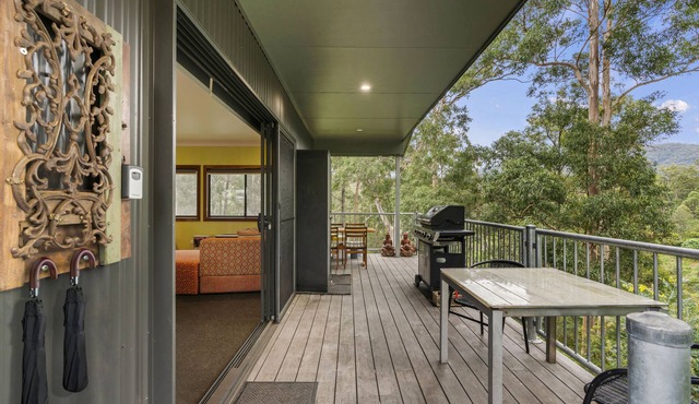 Bush Hideaway:Building #6