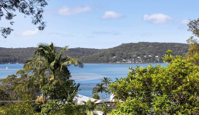 Bush Retreat with Bay Views