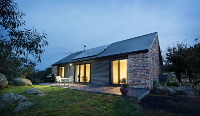 Bush Rock Touchdown Cottages