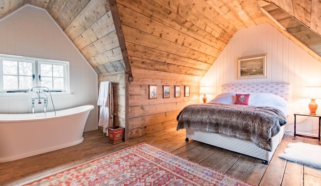 Bushes Oast by Bloom Stays - Oast house sleeping 5 guests in 2 bedrooms