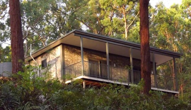 Bushland Serenity couples escape