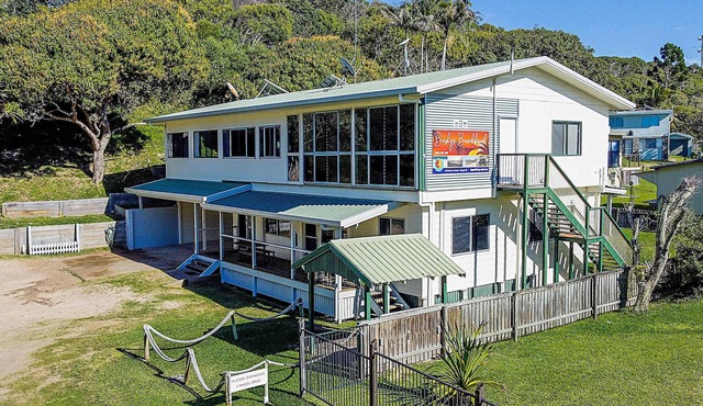 Bushy's Beachbreak, Happy Valley, K'gari, Fraser Island