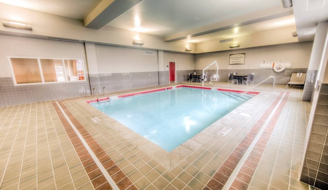 Business Center + Indoor Pool + Fitness Center | Only 1 Mile to OSU!