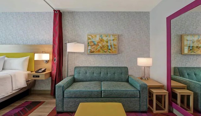 Business Choice: Fitness Center, Meeting Rooms, Close to CityPlace, 2 Units