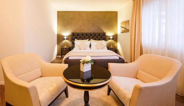 Business Hotel First