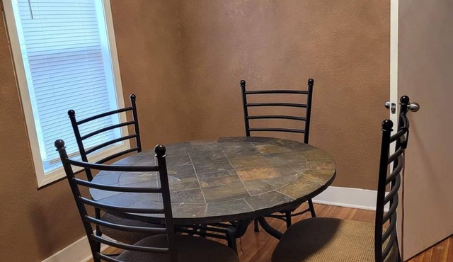 Business or Pleasure - a perfect and cozy get-away!