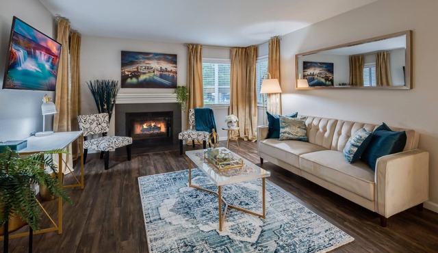 Business Travel Friendly Apartment Home/King Bed