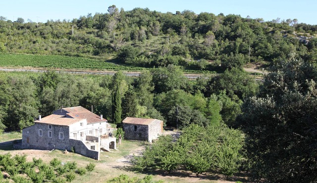 Bussas riverside gîte