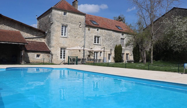 Busserotte Et Montenaille: Mansion - Busserotte et Montenaille