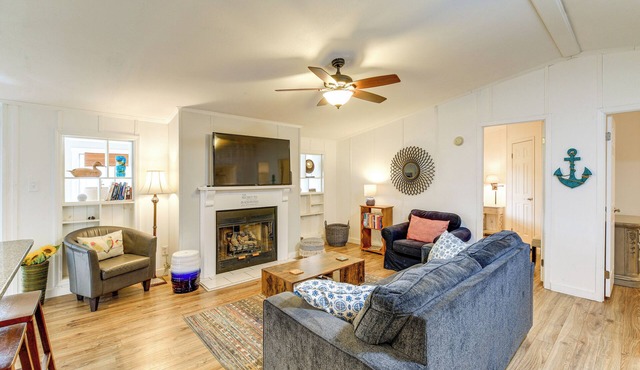 Butler Home at Watauga Lake w/Furnished Patio!