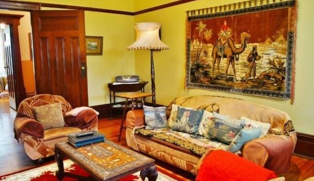 Butler's Apartment - Buxton Manor