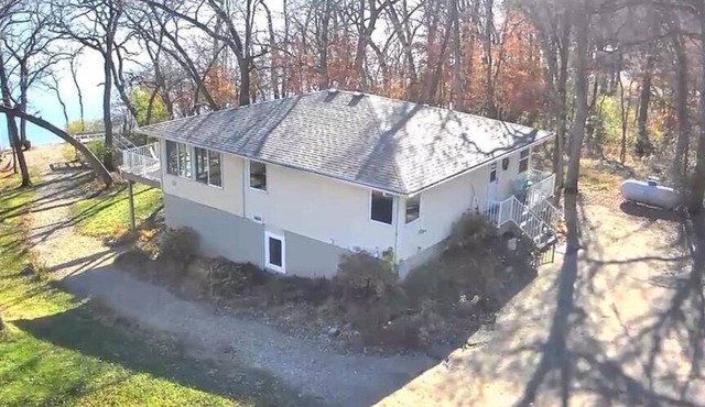 Buttercup Lane Hideaway - Your perfect Lakeside Retreat!