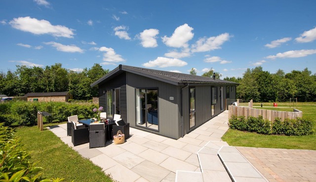 Buttercup Lodge, 33 Roadford Lake Lodges