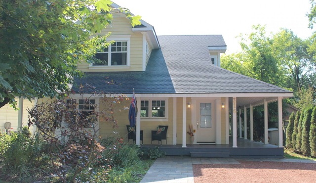 Butterfly Cottage with Wrap Around Porch
