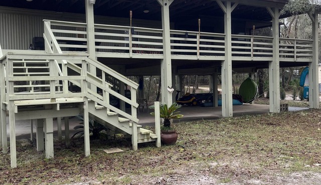 Butterfly Crossing peaceful getaway on the historic Suwannee. Fish, Boat, Relax