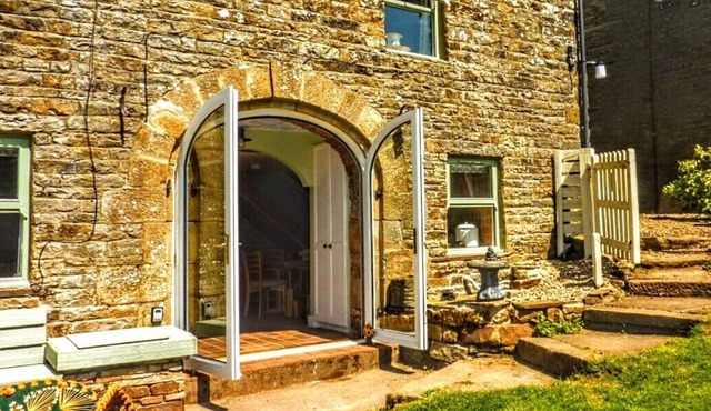 Butterfly Lodge, Cosy Winter get away in this snug converted rural cart house