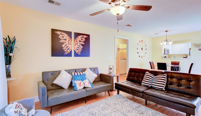 #Butterfly to the Beach just 16 min. to nearest Beach #Sleeps up to 8 guests!