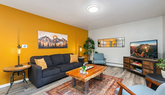 Butterscotch Suite | Old Town Stay w/Sunny Style