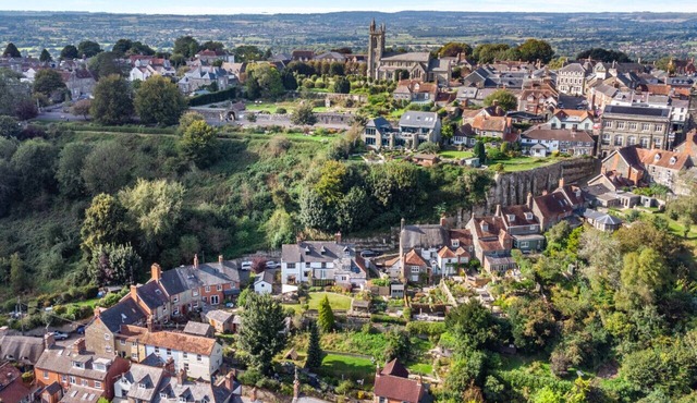 Button Cottage - Gold Hill