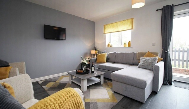 Buxton Way by Tŷ SA - 3 bedroom house