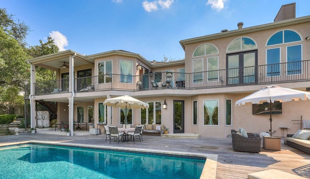 Buy 3 get 1 Nt Free I Above Provencal I Pool/Spa l 5 BR I 5MI ATX