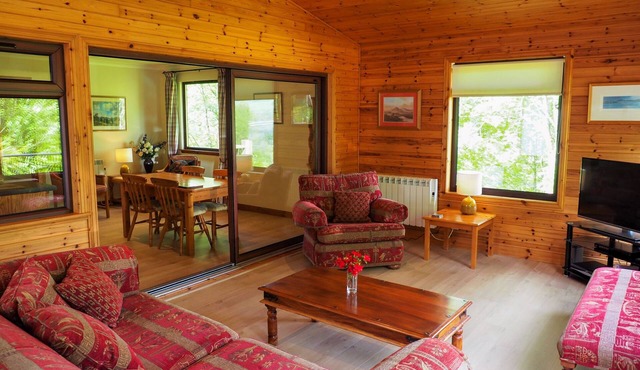 Buzzard - a beautiful 4 star holiday chalet surrounded by a true Highland landscape that can sleep