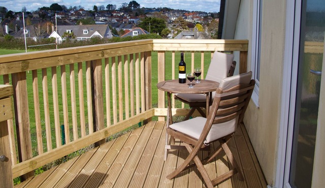 Buzzard’s Rest - A comfortable, quiet, welcoming property with ample parking.
