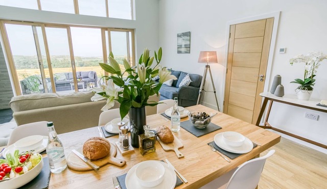 Bwncath & Hebog - a coastal that sleeps 8 guests in 4 bedrooms