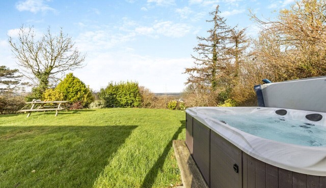 Bwthyn Bryn Coed - One Bedroom House, Sleeps 2