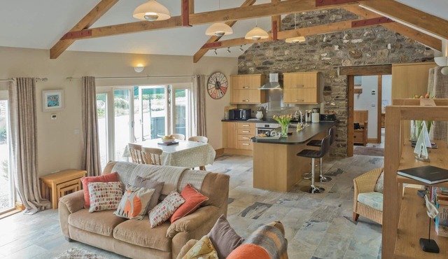 Bwthyn Creigiau, Llansteffan