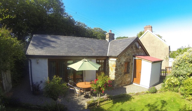 Bwthyn Graig, Llanrhian, Pembrokeshire. Short walk to Porthgain & Beach